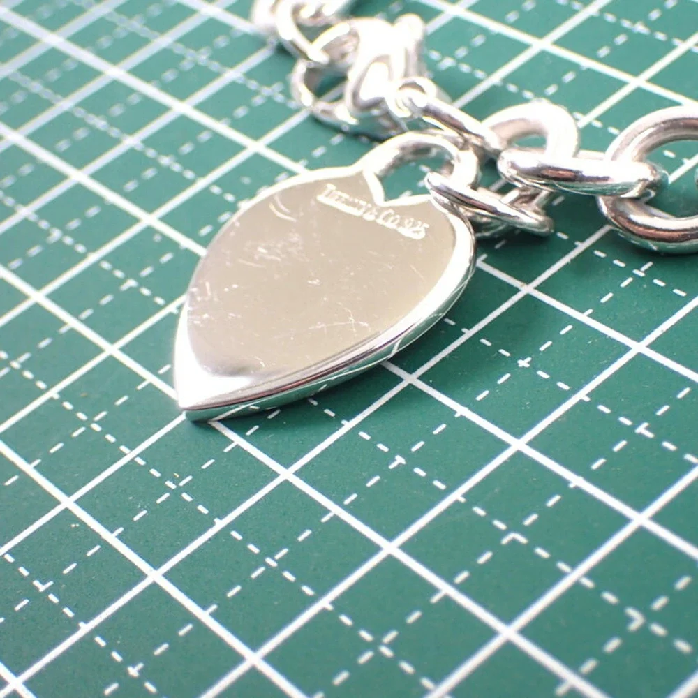 TIFFANY Silver Heart Charm Bracelet